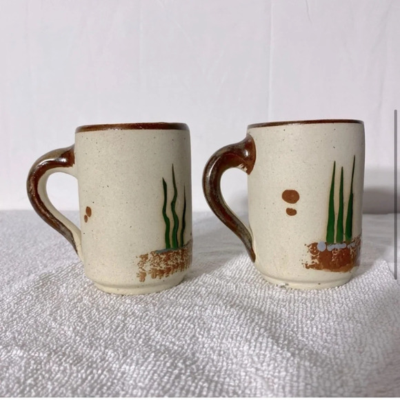 Vintage Mexico Handmade Ceramic Stoneware Mugs x2 - Picture 5 of 10